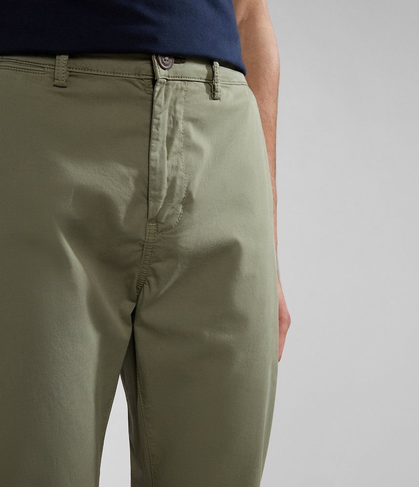 Napapijri Puyo Summer Chino Trousers Chino Broek Heren Groen | 2386719-XT